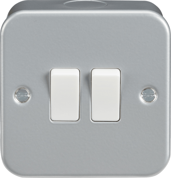 Knightsbridge MLA M3000 Metal Clad 10AX 2G 2 Way Switch - Knightsbridge MLA - Falcon Electrical UK