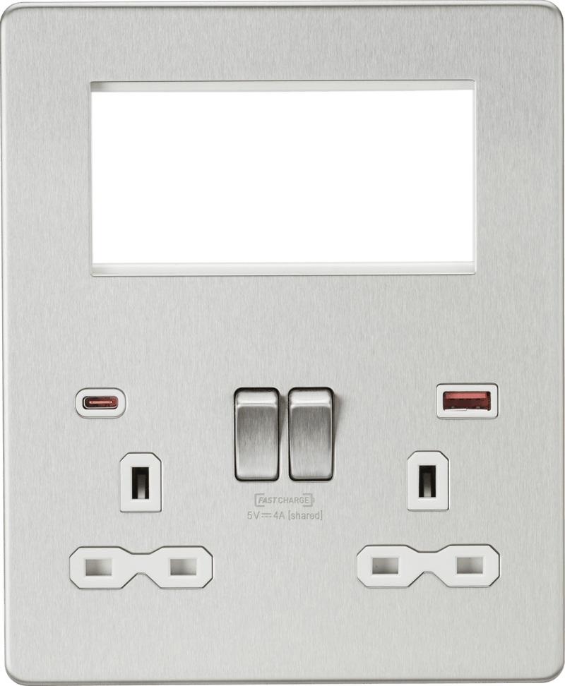 Knightsbridge MLA SFR994BCW Screwless Small Multimedia Combination Plate with FASTCHARGE - Brushed Chrome - Knightsbridge MLA - Falcon Electrical UK